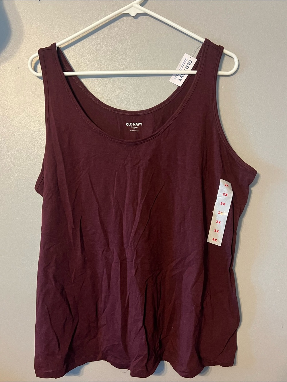Old Navy Women's Sleeveless Tank Top - Burgundy brand new with tags XXL